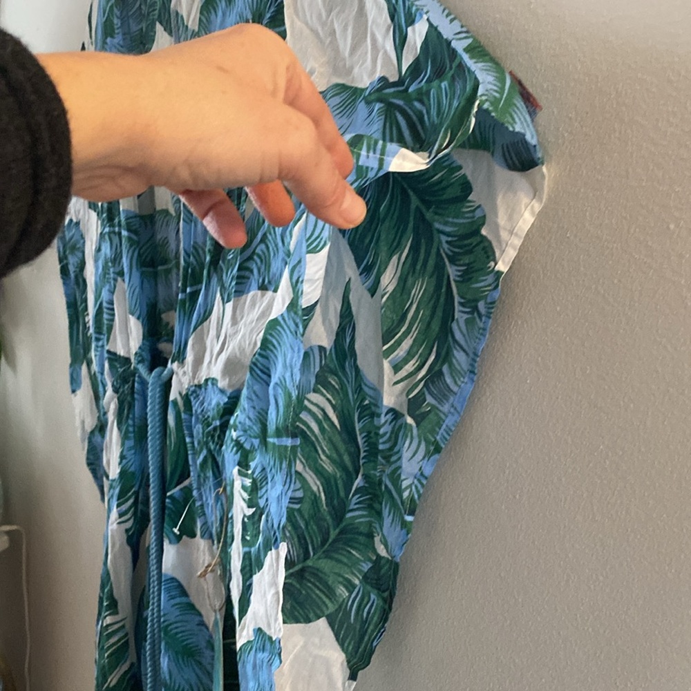 Tropical Leaf Print Swim Cover-Up - Picture 5 of 14